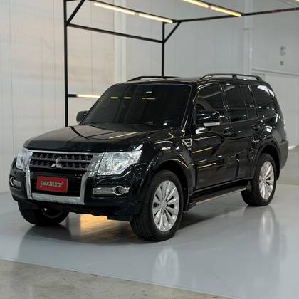 MITSUBISHI PAJERO FULL 3.2 HPE 4X4 16V TURBO INTERCOOLER DIESEL 4P AUTOMÁTICO MITSUBISHI PAJERO FULL 3.2 HPE 4X4 16V TURBO INTERCOOLER DIESEL 4P AUTOMÁTICO